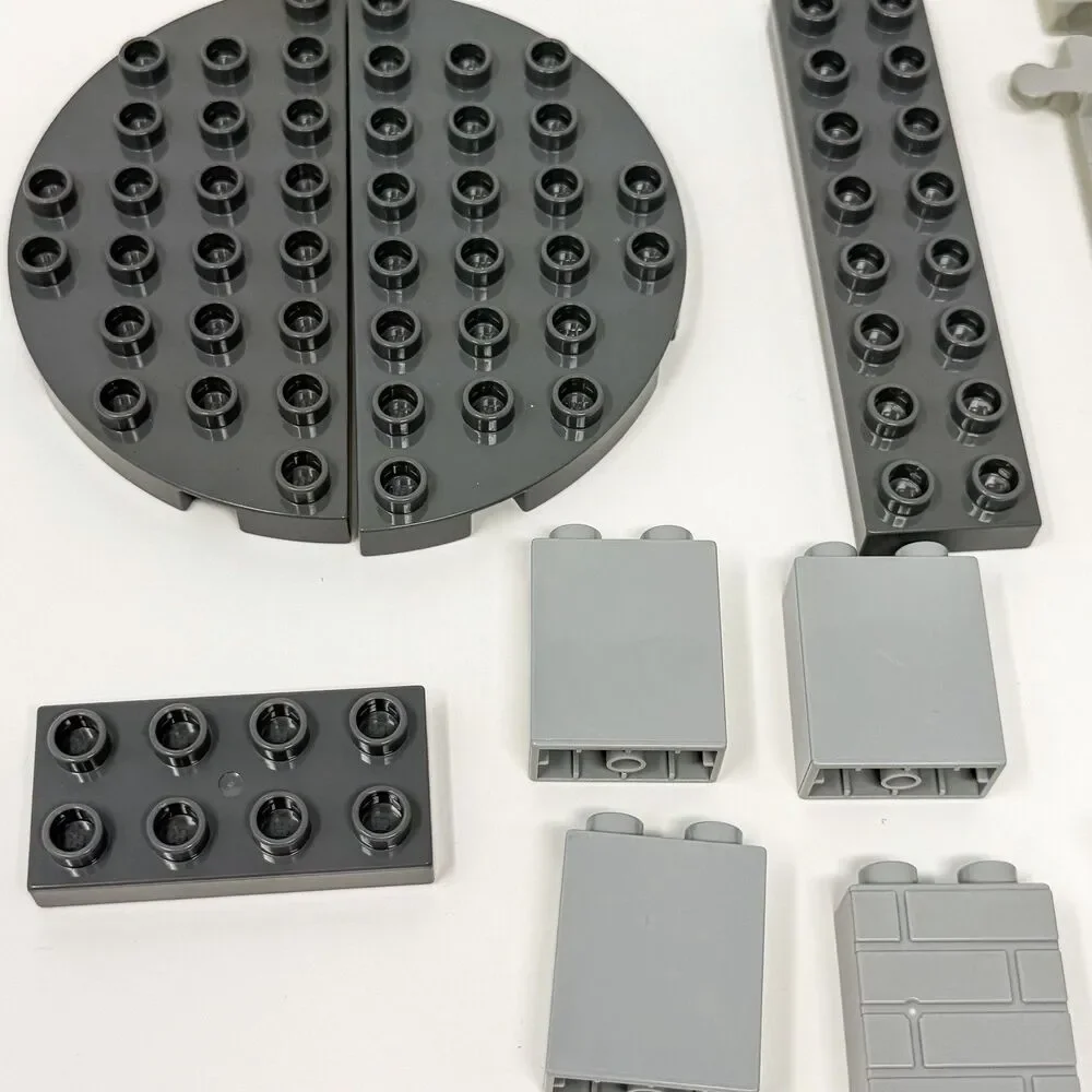 Mixed LEGO DUPLO Train Station Platform Track Parts Gray Base Plates Lot - Picture 2 of 3
